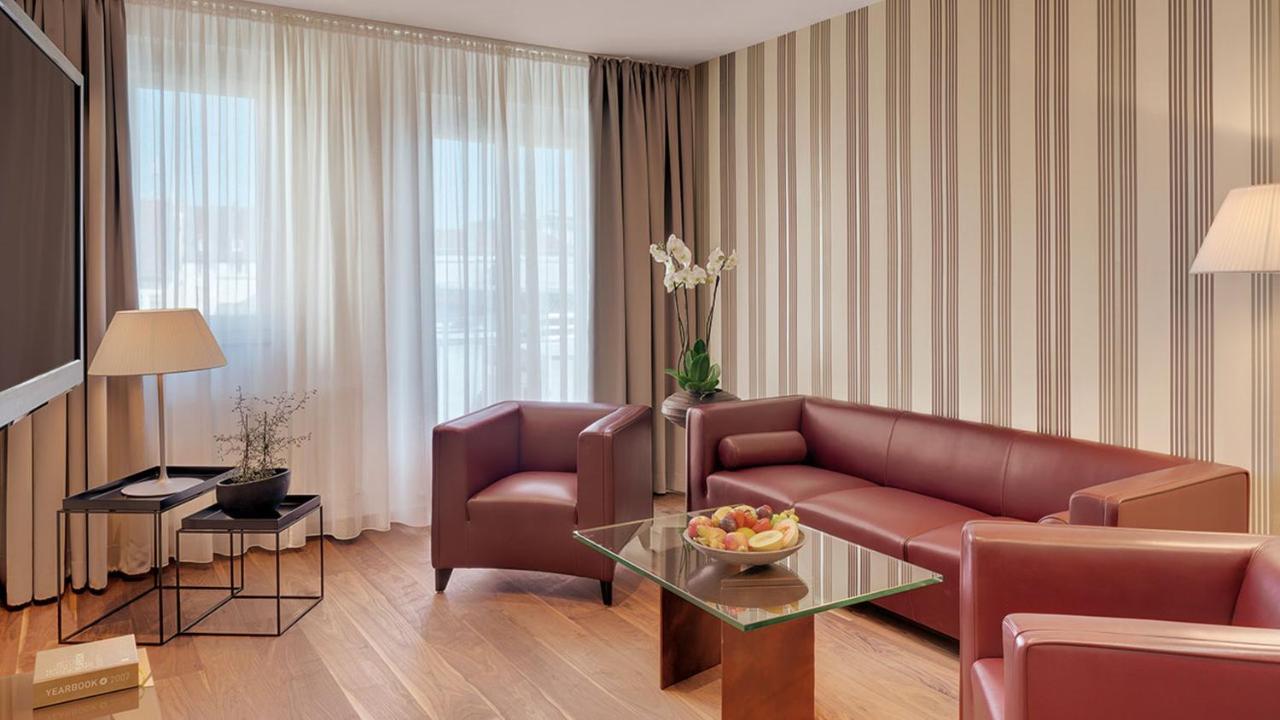 Boutique Atrium Hotel